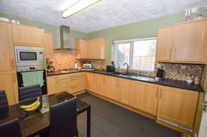 Kitchen- click for photo gallery